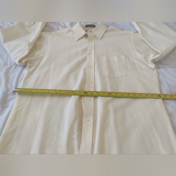 Claybrooke collared button down cream shirt 👕 🤍 (17  X 36/37) 🤍 - Picture 13 of 16